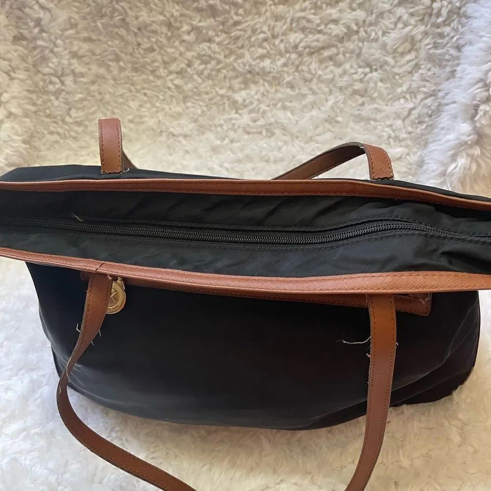 Michael Kors Kempton Nylon Black with Brown Leather traps Tote Bag .